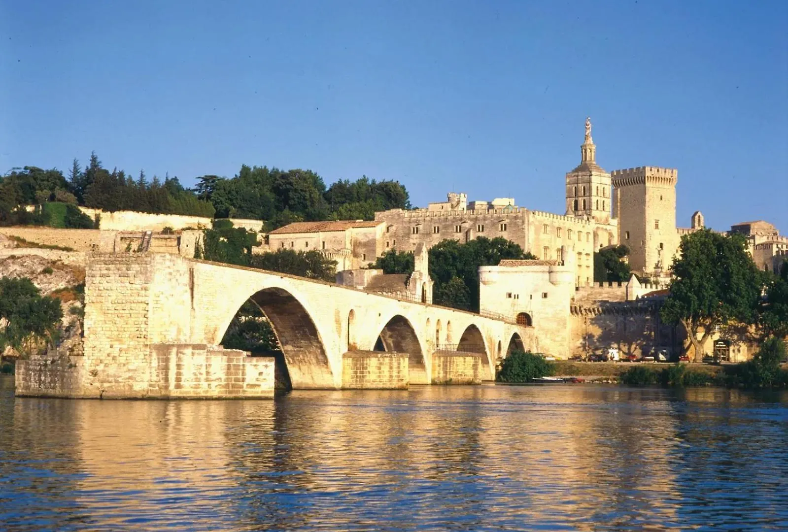 T4 Lumineux & Spacieux Avignon Apartment