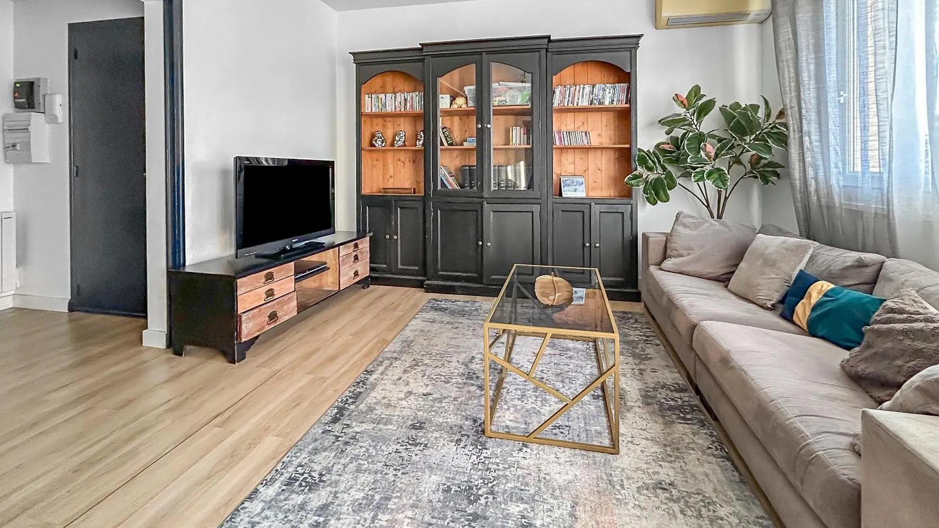 Apartment T4 Lumineux & Spacieux Avignon